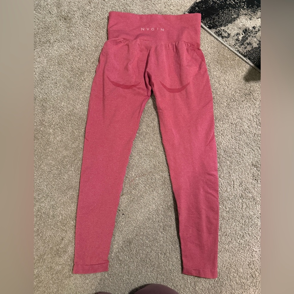 NVGTN crimson contour seamless leggings M - Picture 3 of 4